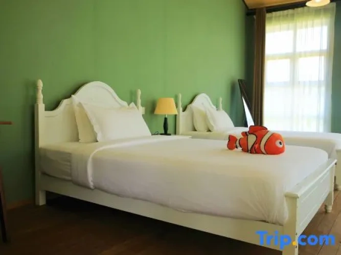Deluxe Twin room with garden view
