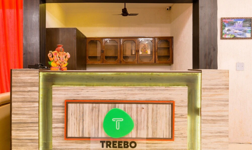 Treebo Trip Golden Villa