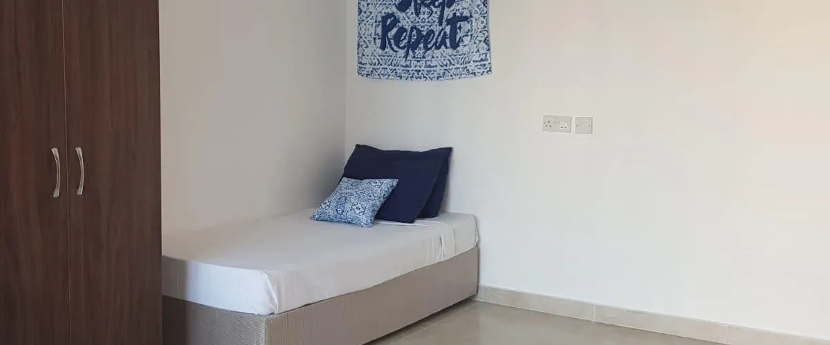 Dormita