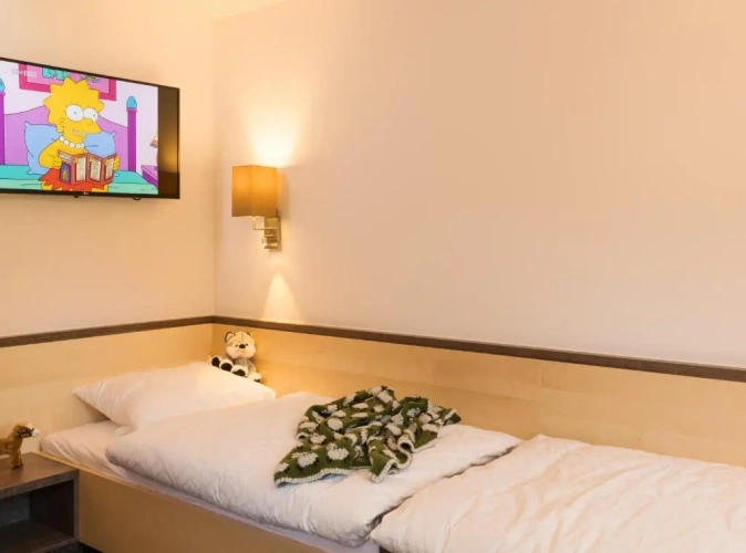 2 Bedrooms Apartment