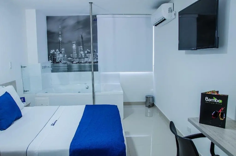 Suite with Whirlpool Tub