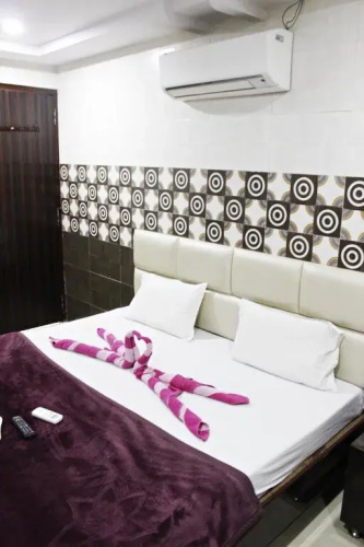 Hotel Shikhar inn