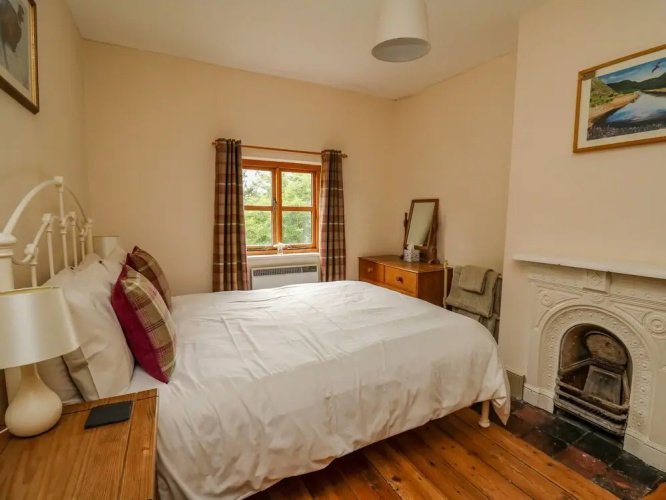 Byrdir Cottage