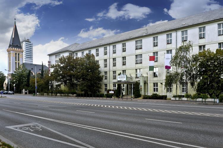 Hunguest Hotel MillenniumOver view