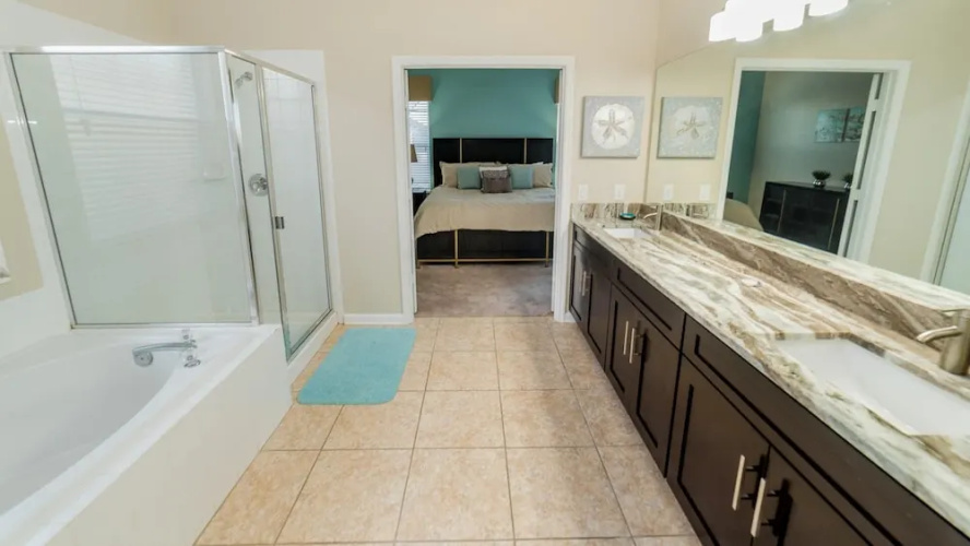 8176 Fan Palm Way