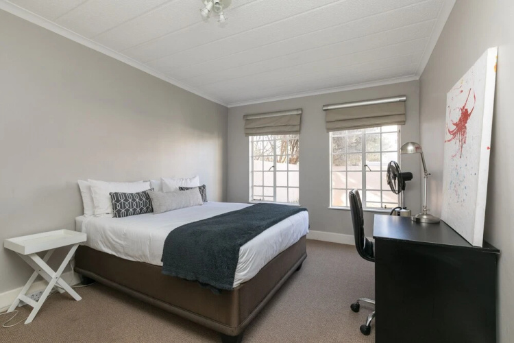 15A Waldorf 2