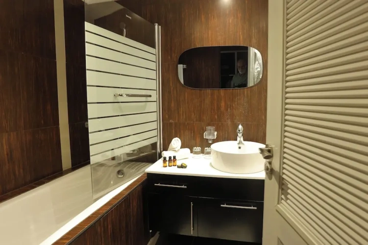 Standard Suite