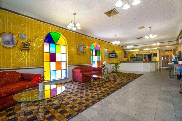 1 Bedroom Suite