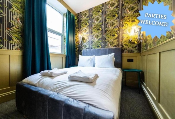 Deluxe Apartment