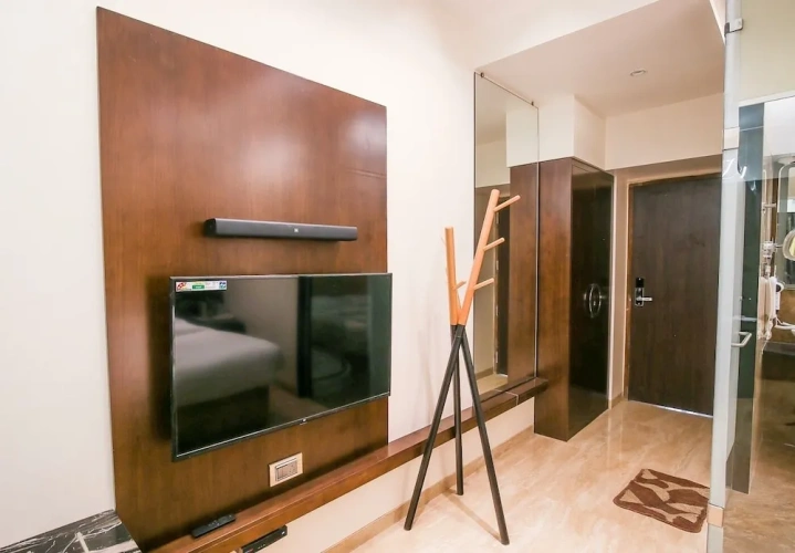 Standard Double Club room with city view