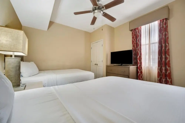 3 Bedrooms Premium room with balcony