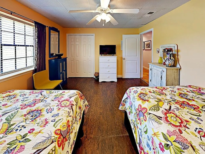 63 Island Retreat
