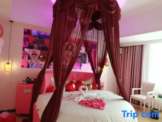 1 Bedroom Suite