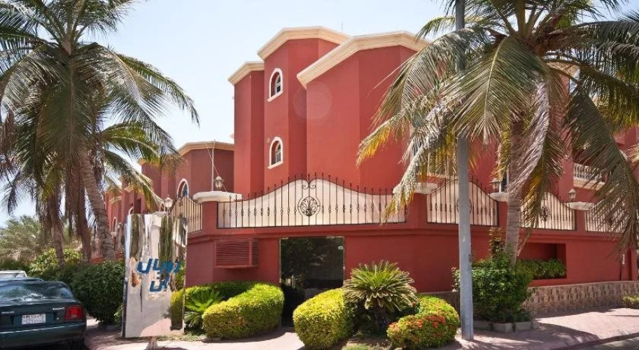 Royal In Villas