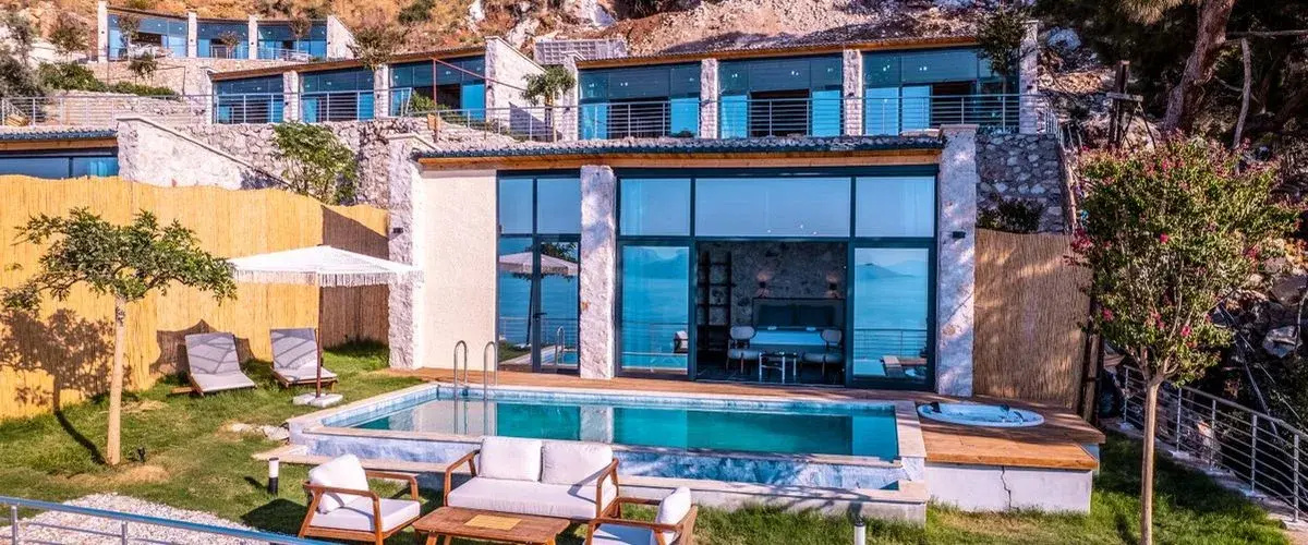 La Luna Villa 1