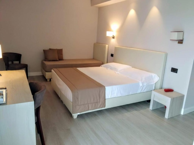 Superior Triple room