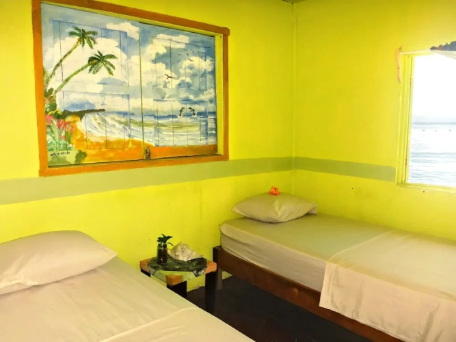 Standard Twin room with ocean view