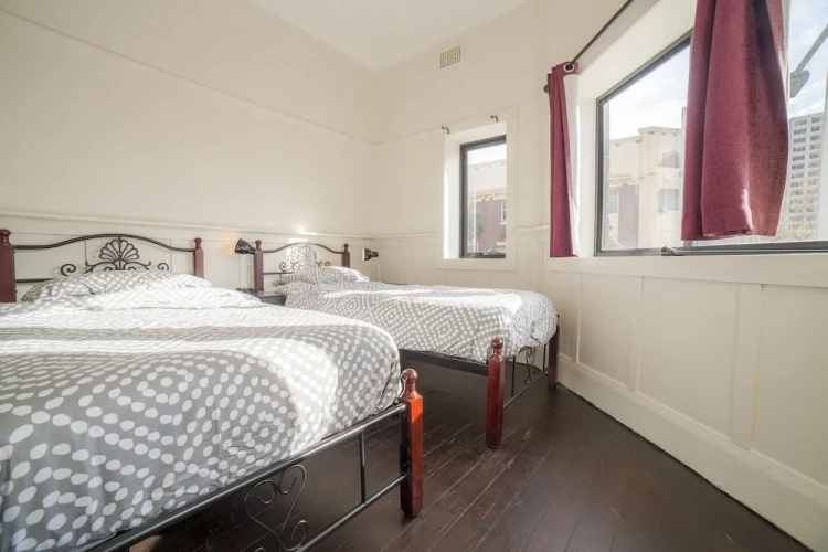 2 Bedrooms Classic Apartment with city view