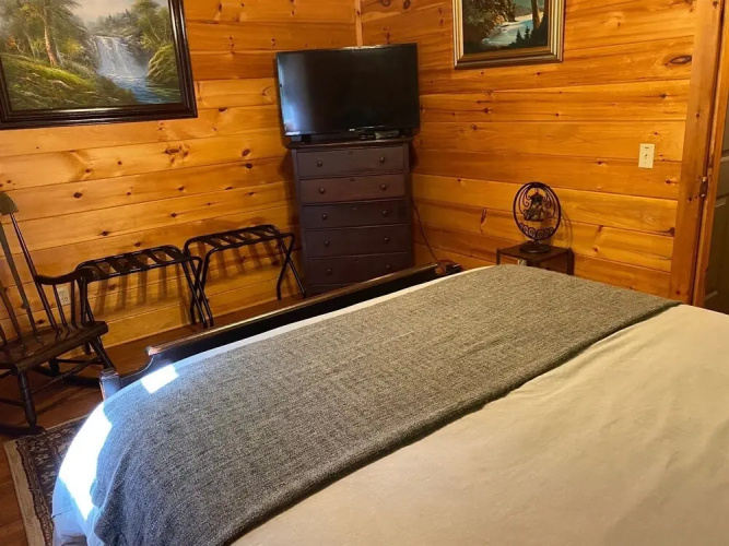 Grey Wolf Lodge