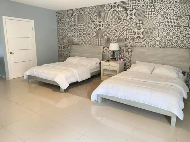 Quadruple Suite