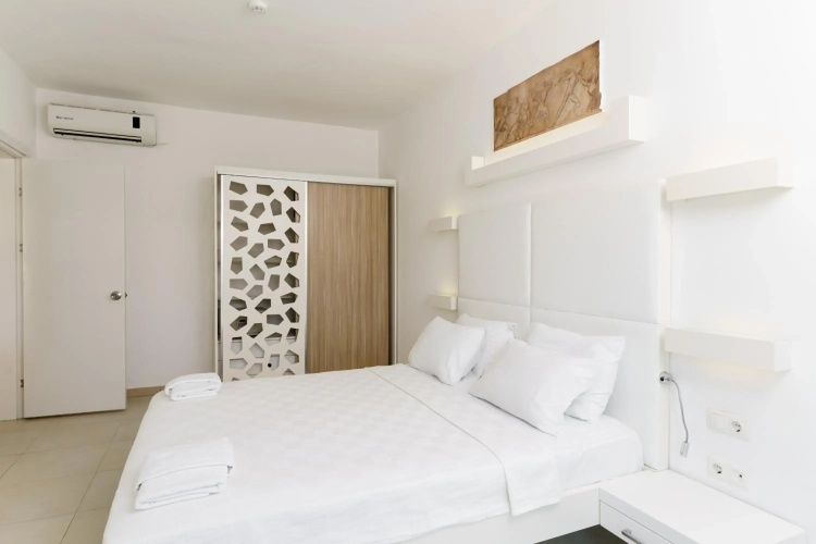 Costa Luvi Hotel