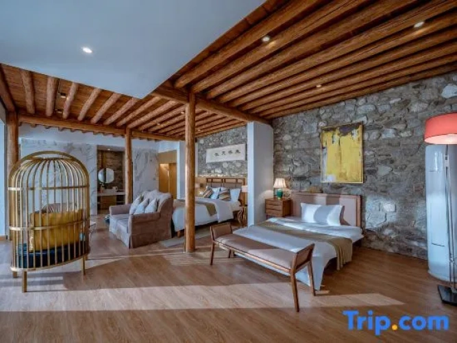 2 Bedrooms Premium Villa