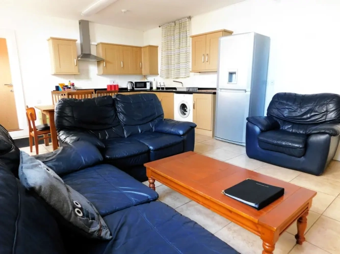 2 Bedrooms Standard Quadruple Family room