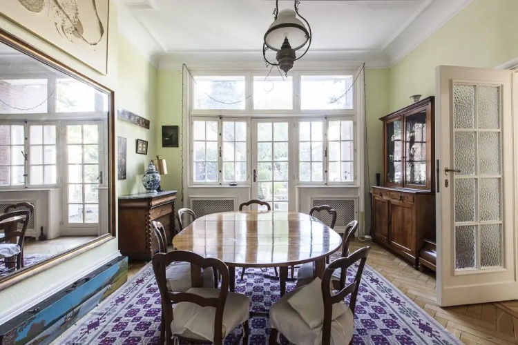 Double Single Room With Shared Bathroom