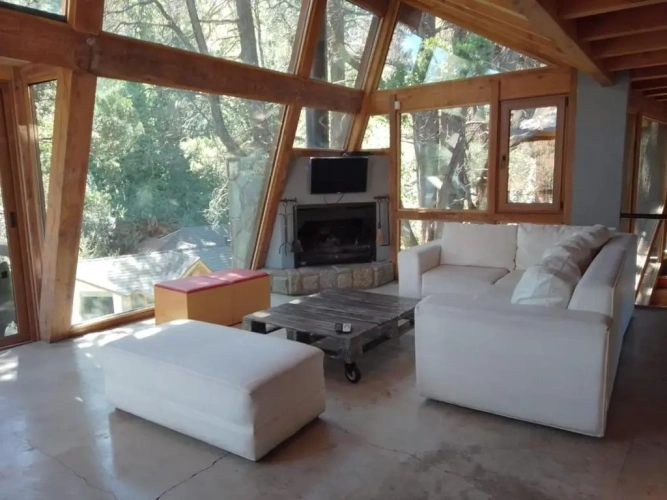 3 Bedrooms Cottage