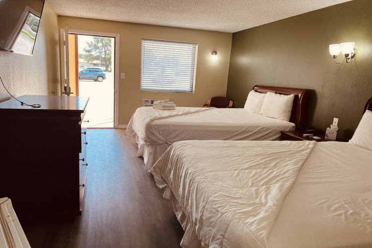 Premier Inn & Suites