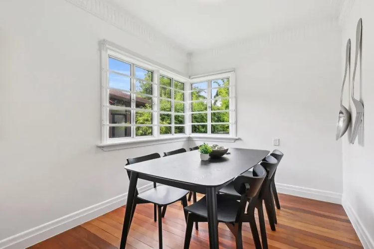 Spacious 3-bed Home in Morningside With Backyard