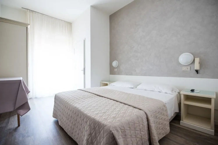 Economy Triple room