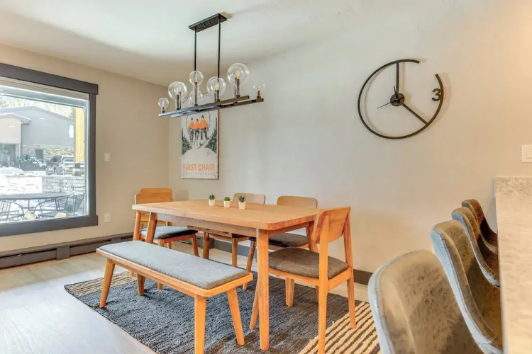 Between Beaver Creek & Vail: Modern Condo w/ View!