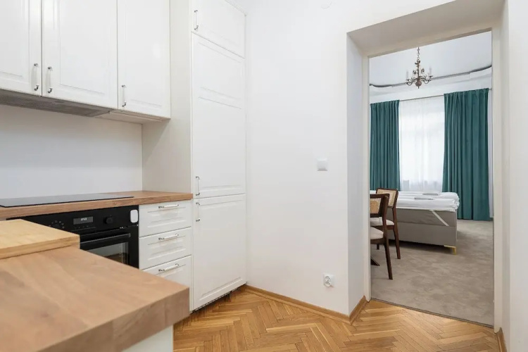 RentPlanet - Apartament Chmielna