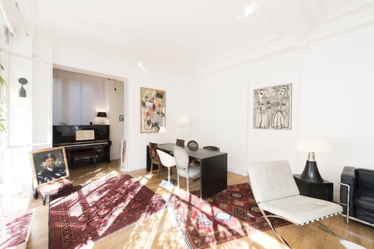 Sunshine Loft in Montmartre