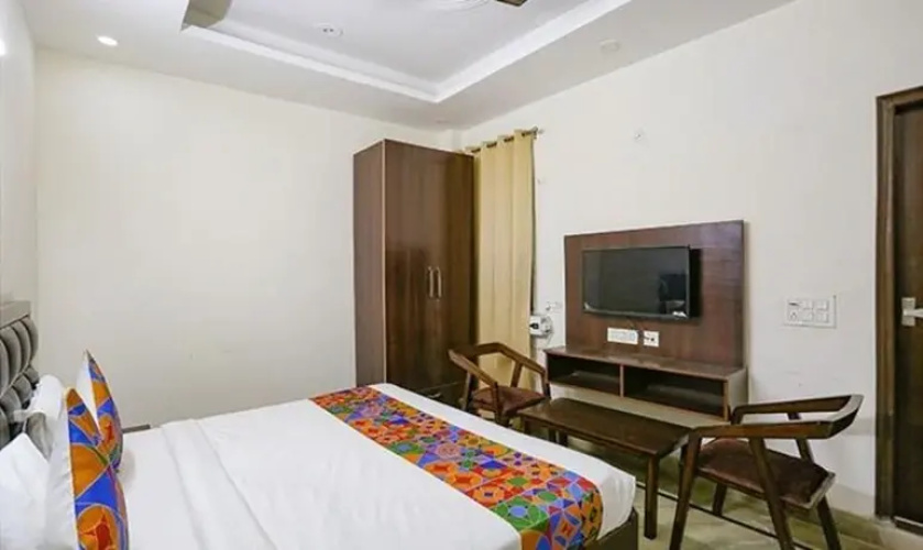 Fabhotel Pacific Homes