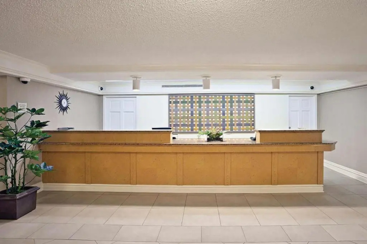 Norwood Inn & Suites Merrillville - Merrillville, IN