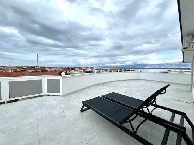 Family Apartment with balcony and with sea view