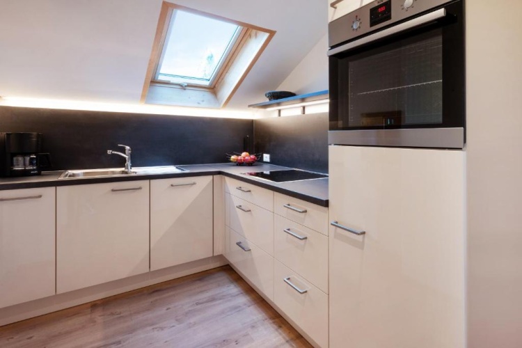 1 Bedroom Apartment with balcony