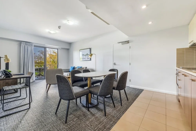 3 Bedrooms Apartment with balcony