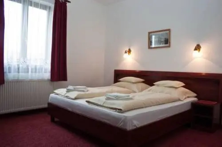 Adler Hotel