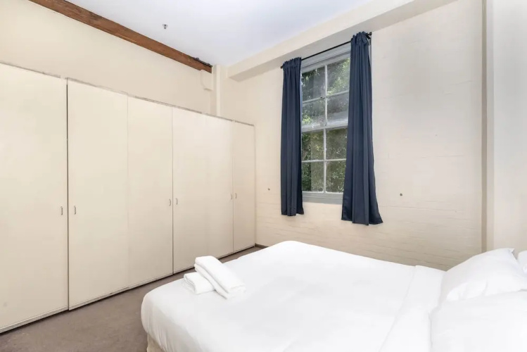 AirM8 Apartments the Oaks