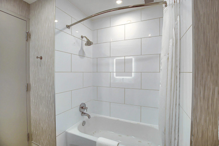 Holiday Inn Express & Suites Calgary Airport Trail NE photo 10