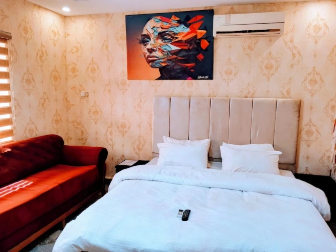Standard Single Basement room