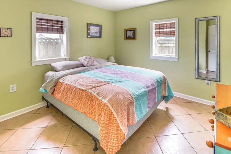 < 1/2 Mi to Beach Access + Pier: OBX Getaway