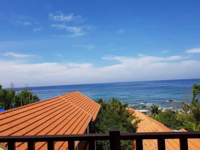 Deluxe Double room with balcony and with partial sea view