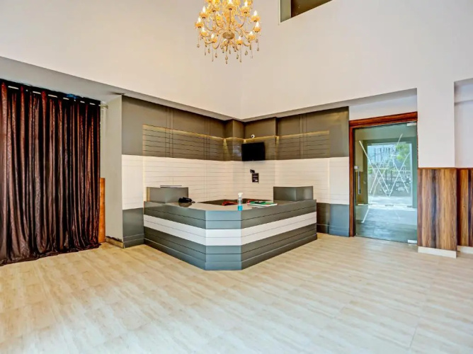 Hotel Noida Grand 58