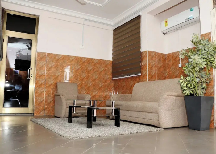 GSM Crown Inn Hotel