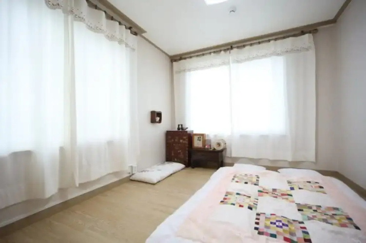 Haeng Gung Chae Guesthouse