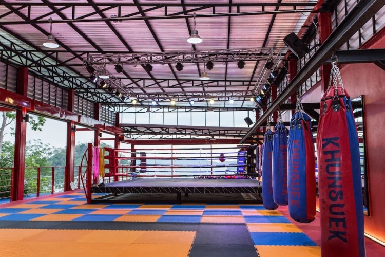 Khunsuek Muay Thai Hostel